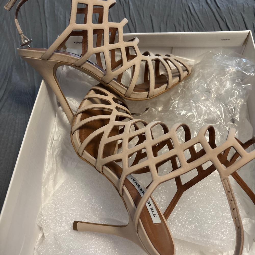 Steve Madden Tan Heels with Cage Design